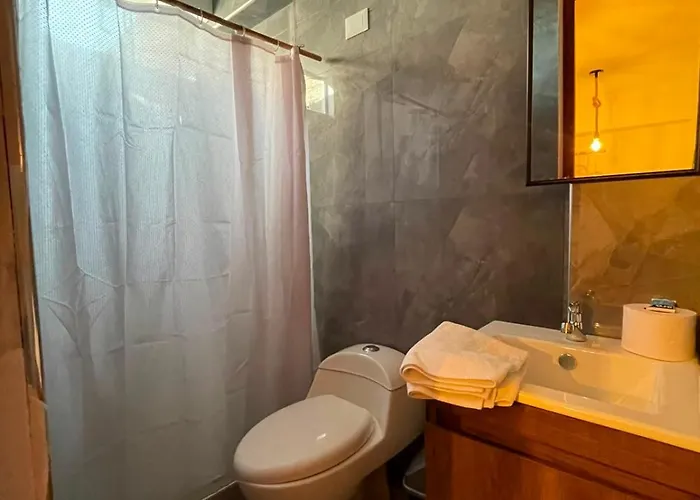 Hospedaje Hamuy'S Lodge